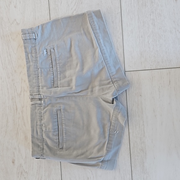 Grey Abercrombie & Fitch Shorts - Picture 2 of 3